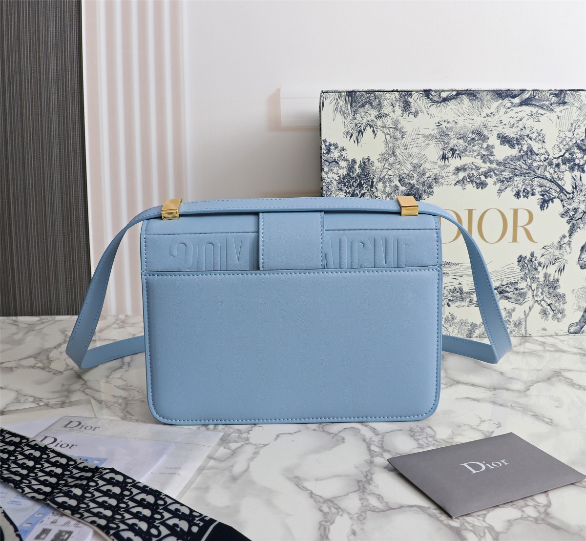 30 Montaigne Bag Brown CD-1001 XB081 24cm