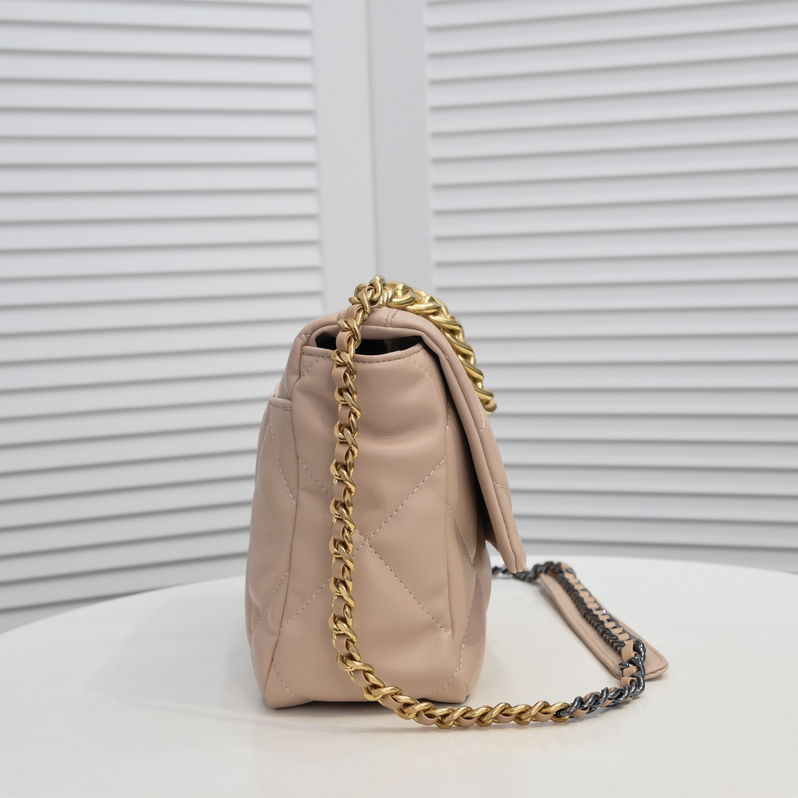 Chanel Lambskin Quilted Medium19 Flap Shoulder Bag Handbag