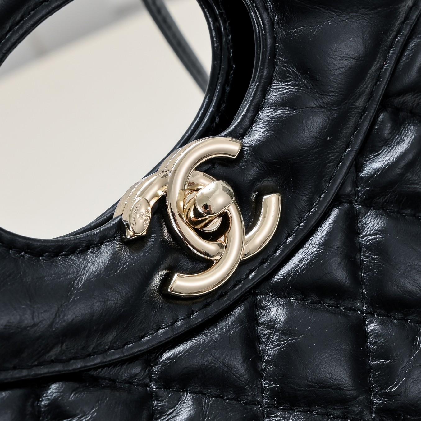Chanel 23A Mini 31bag Shoulder Bag Handbag