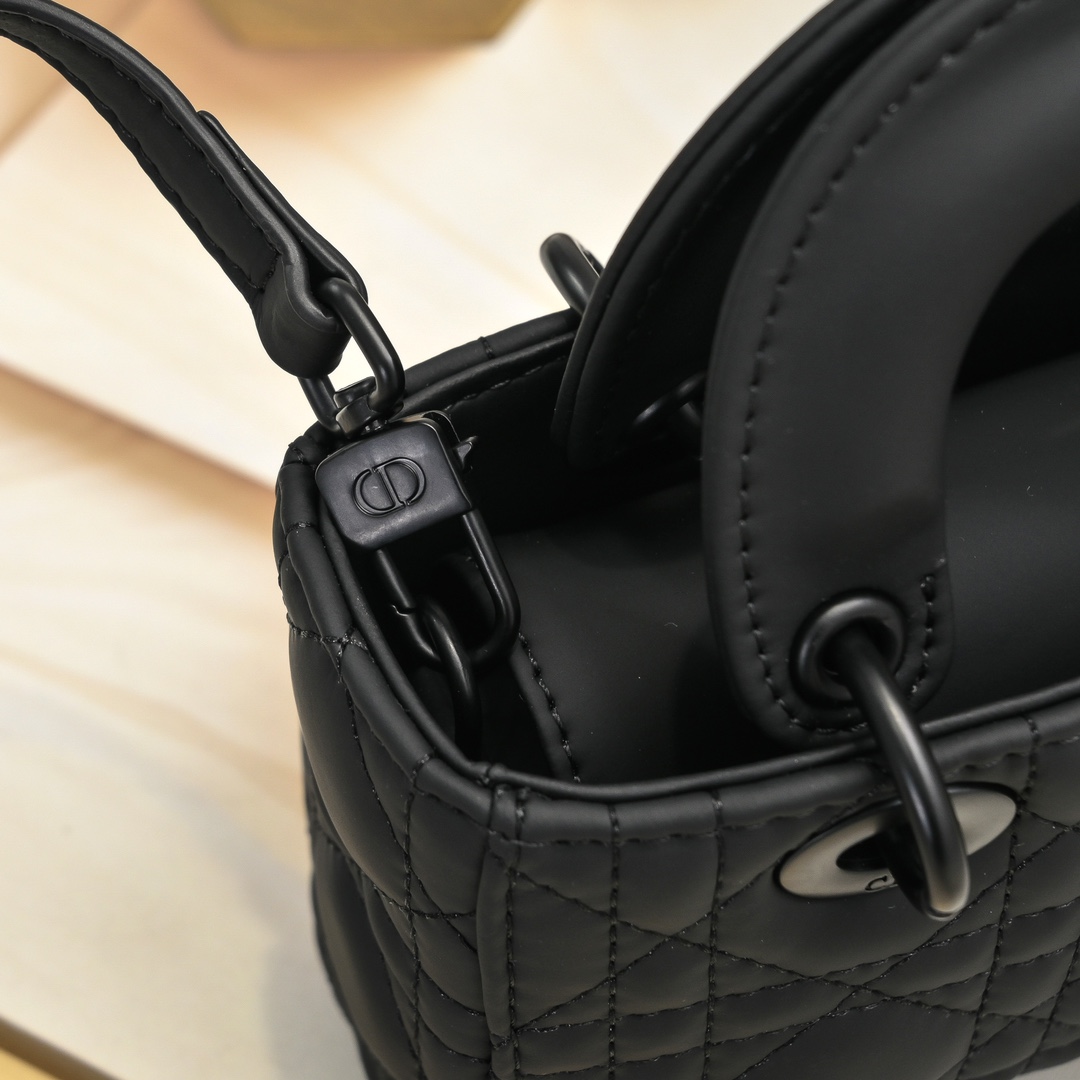 Dior Lady D-Joy Micro Bag 0542 XB081 16cm