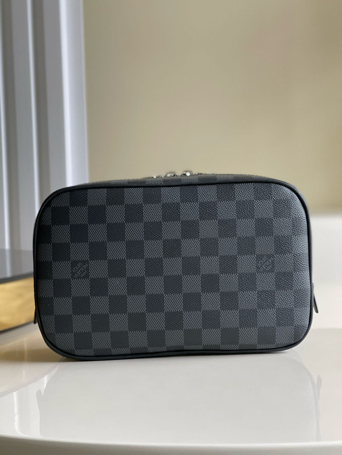 Louis Vuitton Toiletry Pouch M43383 LM001 26cm