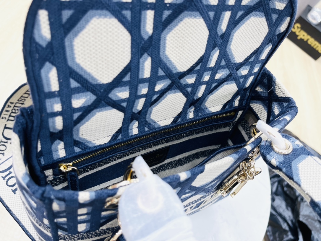 10A + top quality Dior Medium Lady D-Lite Bag 9920 DD003 24cm
