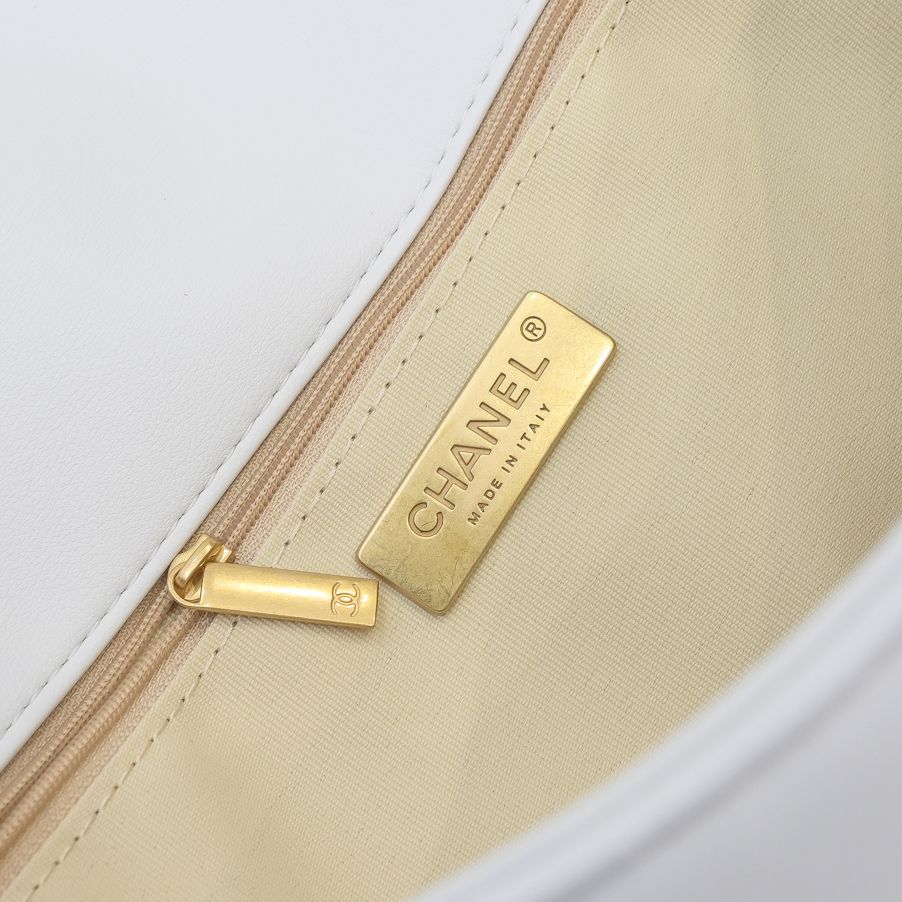 Chanel Lambskin Quilted Medium19 Flap Shoulder Bag Handbag