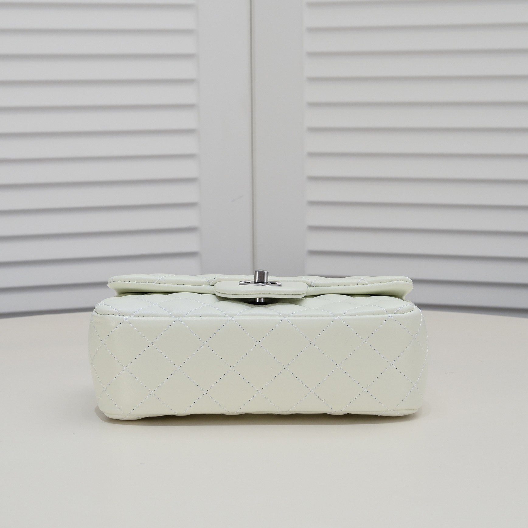 Chanel Cross Body Metal Ball Chain Shoulder Bag Handbag