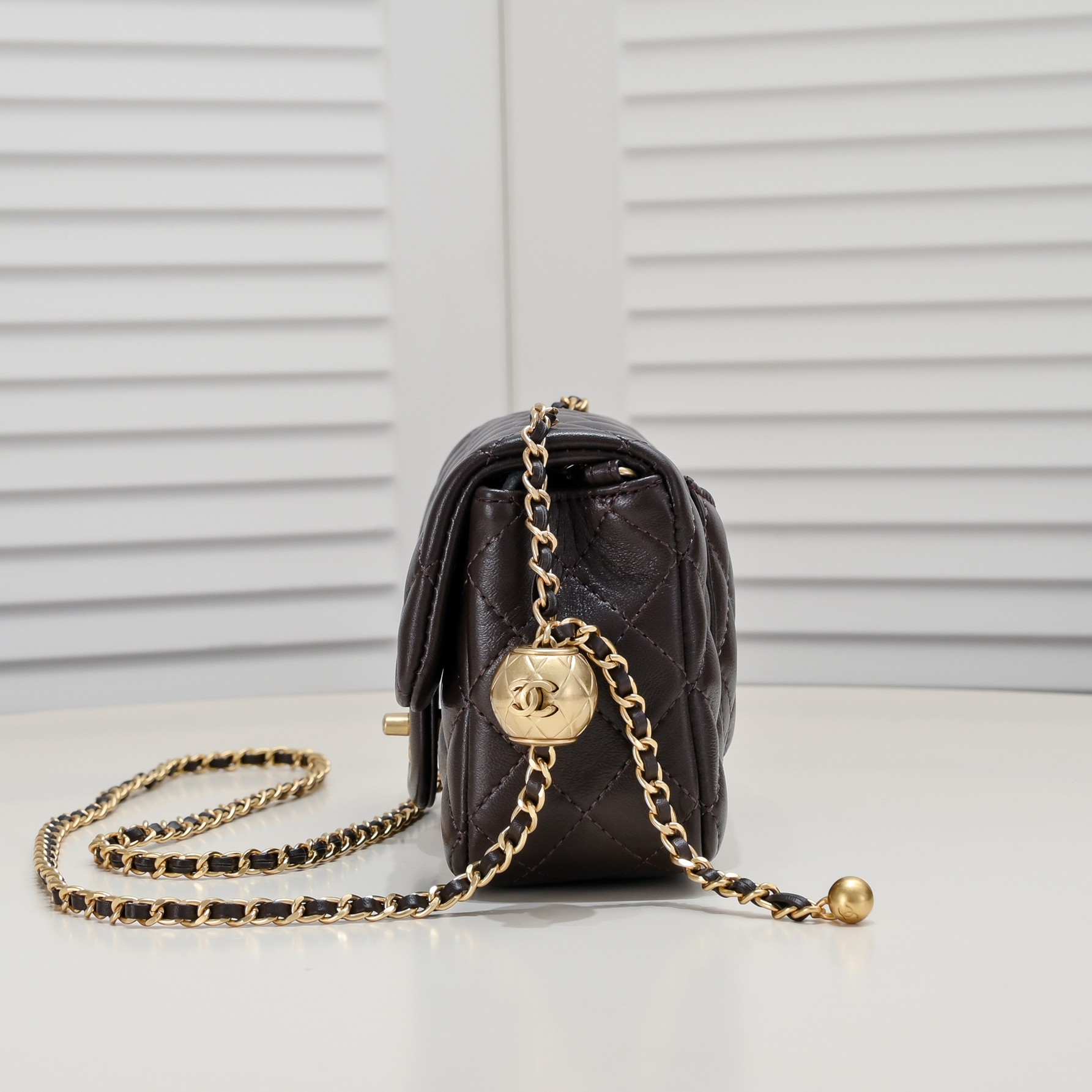 Chanel Cross Body Metal Ball Chain Shoulder Bag Handbag