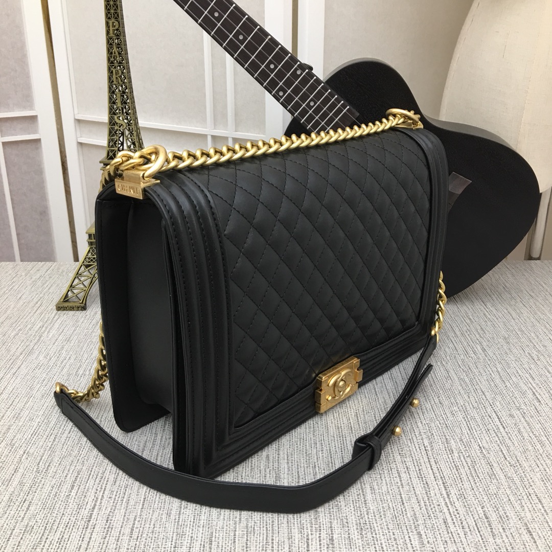 chanel67087PYD092 30cm