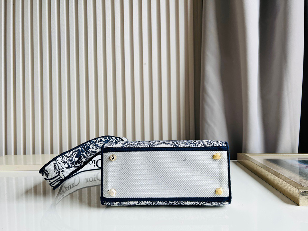 10A + top quality Dior Medium Lady D-Lite Bag M0565 LM003 24cm