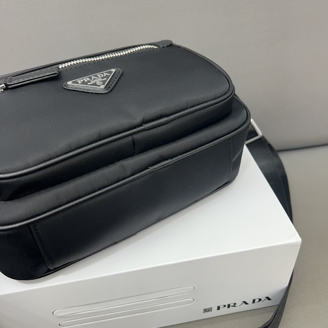 Prada Shoulder Bag 009 DB541 23cm