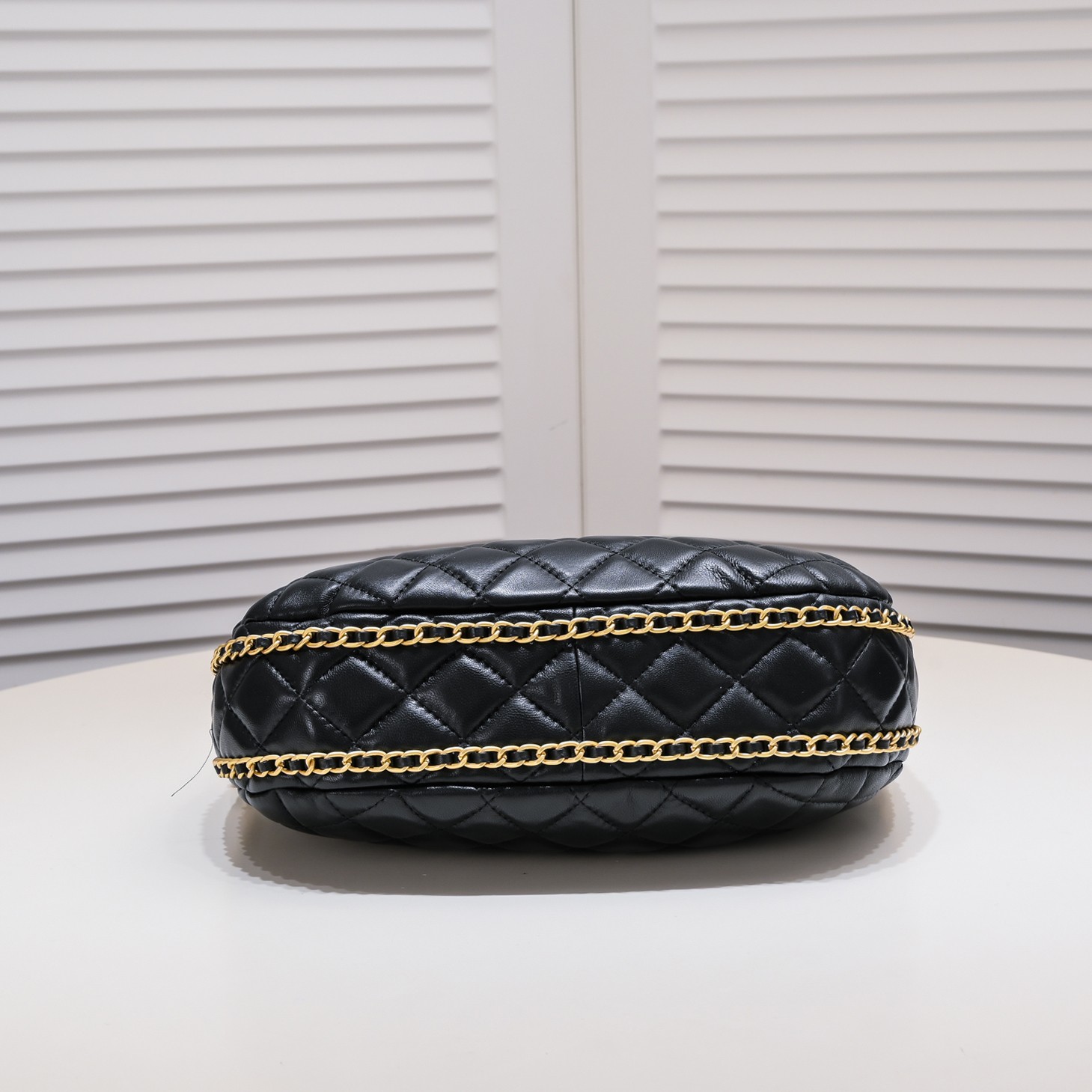 Chanel 23p Crescent Moon Bag Hobo Wristlet Shoulder Bag Handbag