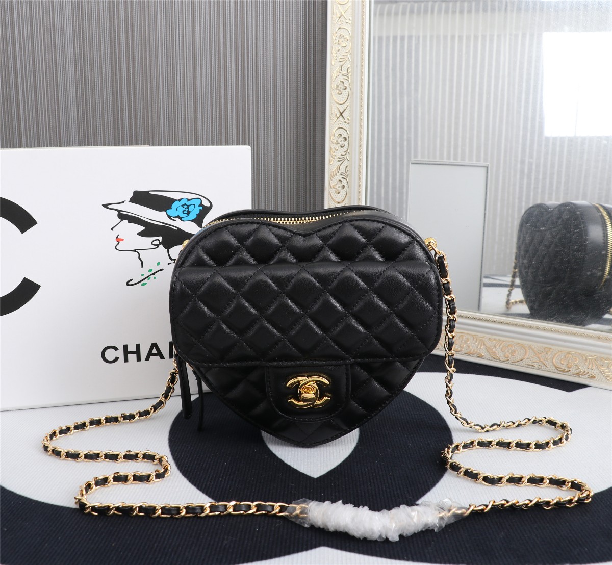chanel1019PYD081
