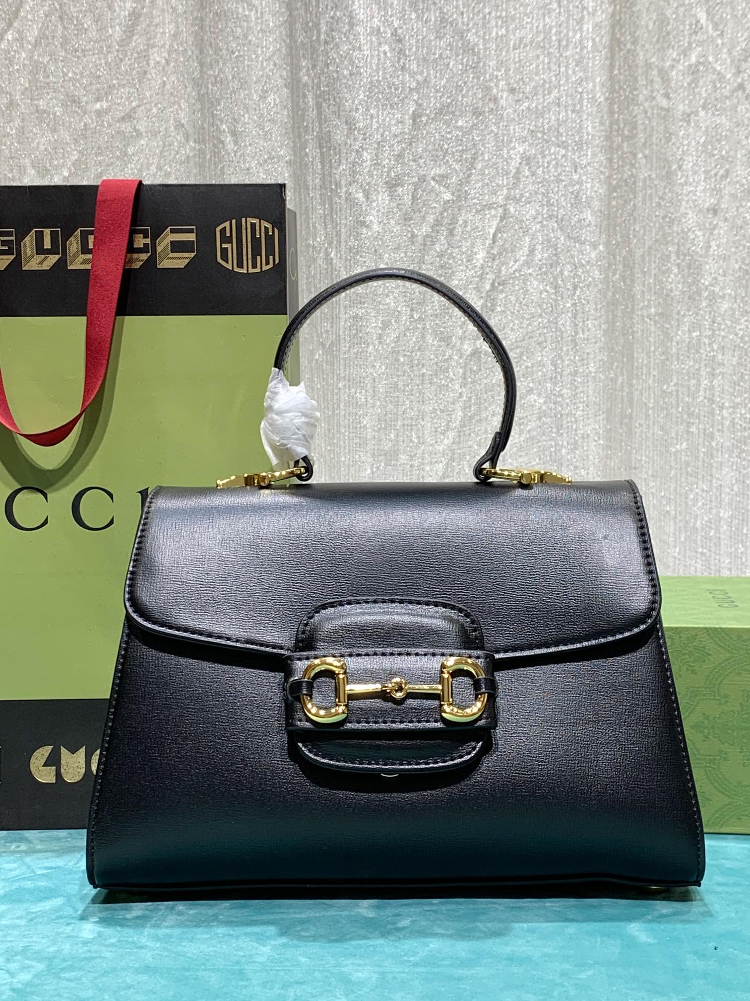 Gucci702049KF091 29CM