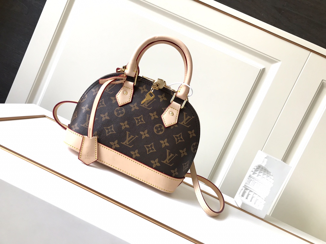 Louis Vuitton ALMA BB M53152 25CM