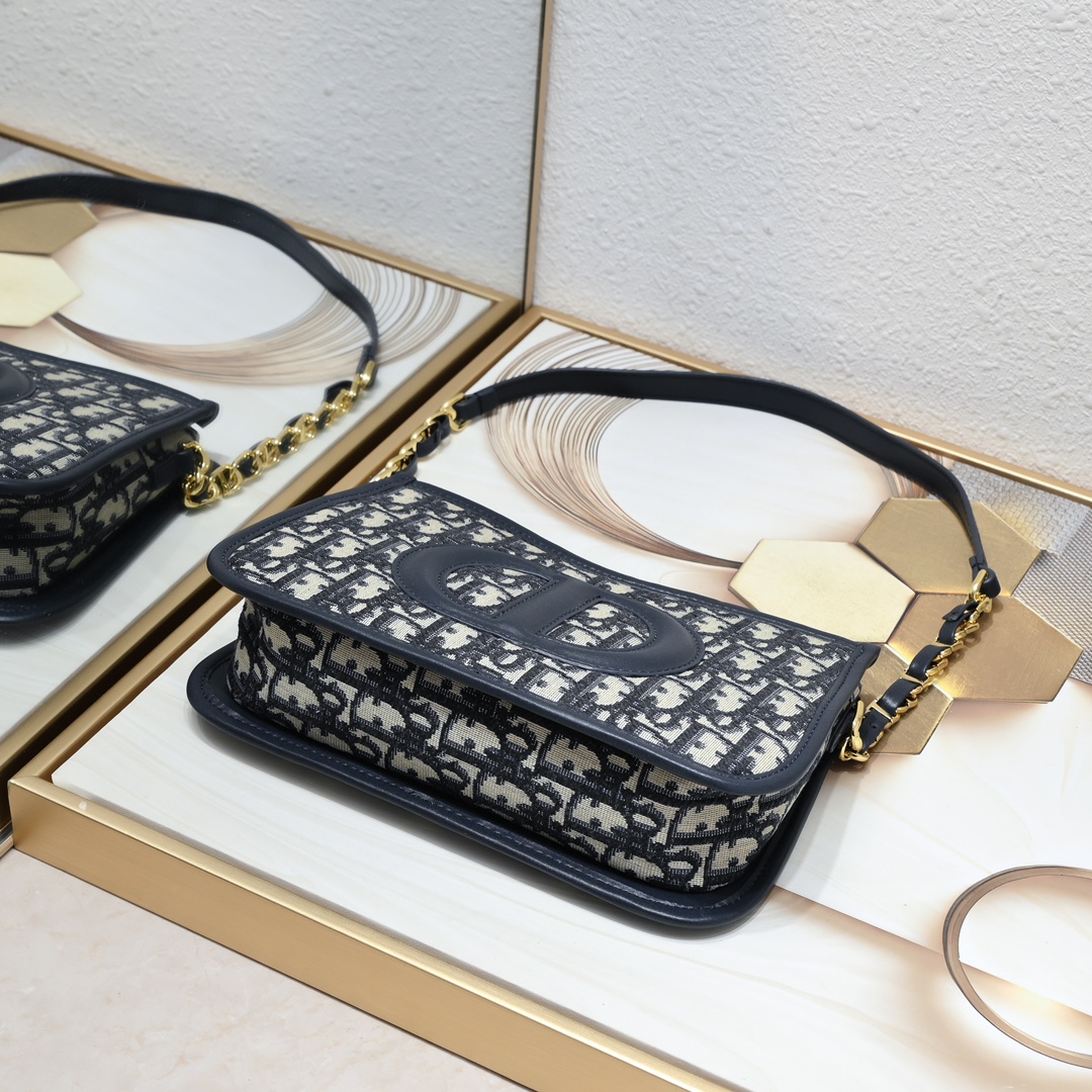 Dior Signature Hobo Bag 5666 XB071 23.5cm