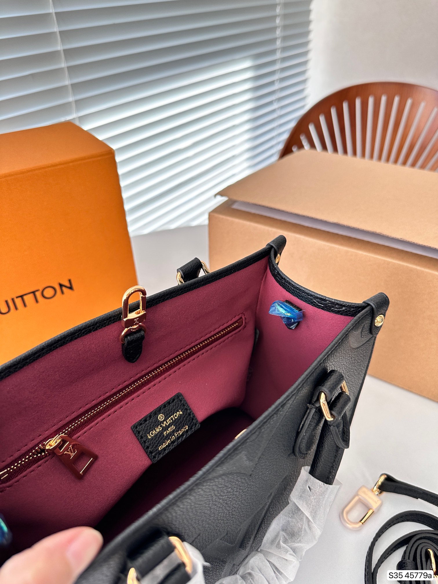 LV onthego Bag 45779 DB042 25cm