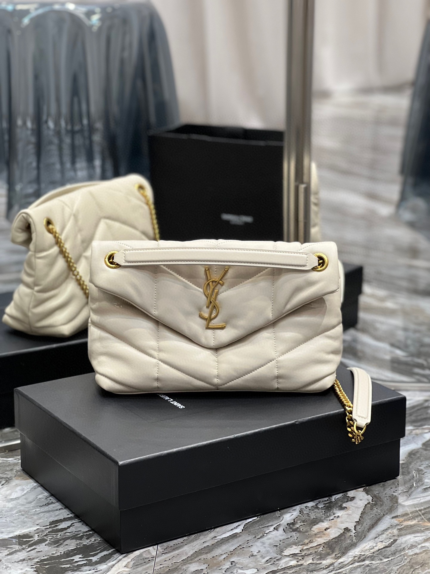 YSL LOULOU PUFFER 577476 29CM