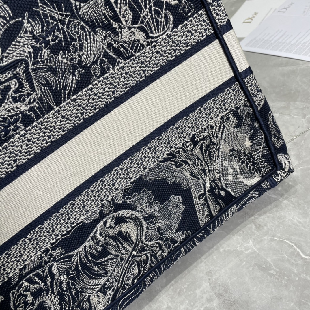 10A + top quality Medium Dior Book Tote 0175 XB022 36cm