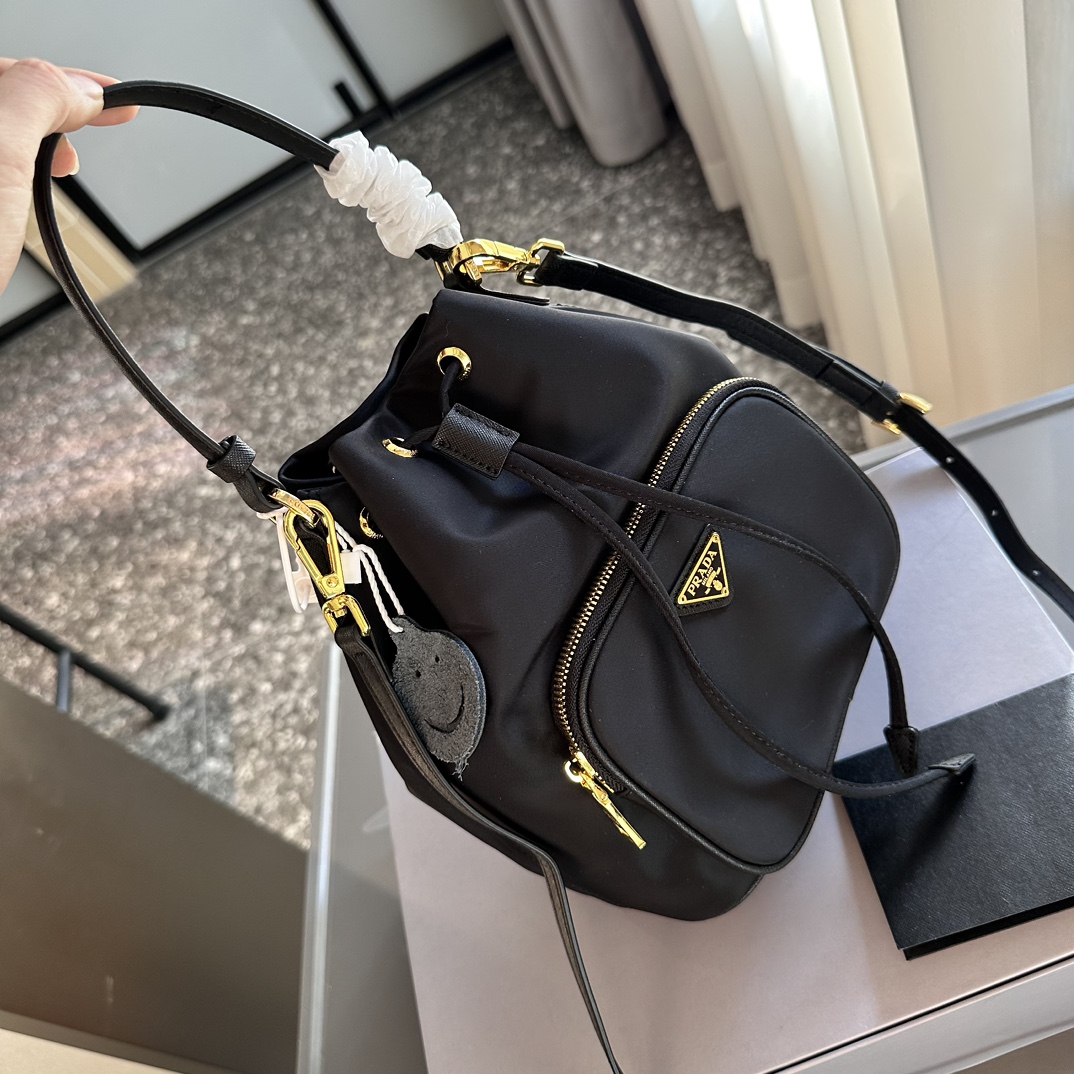 Prada Bucket Bag 004 DB041 19cm