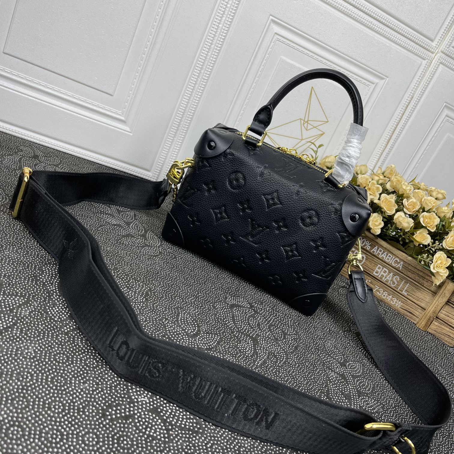 LV Petite Malle Souple M45393 MQ081 20cm