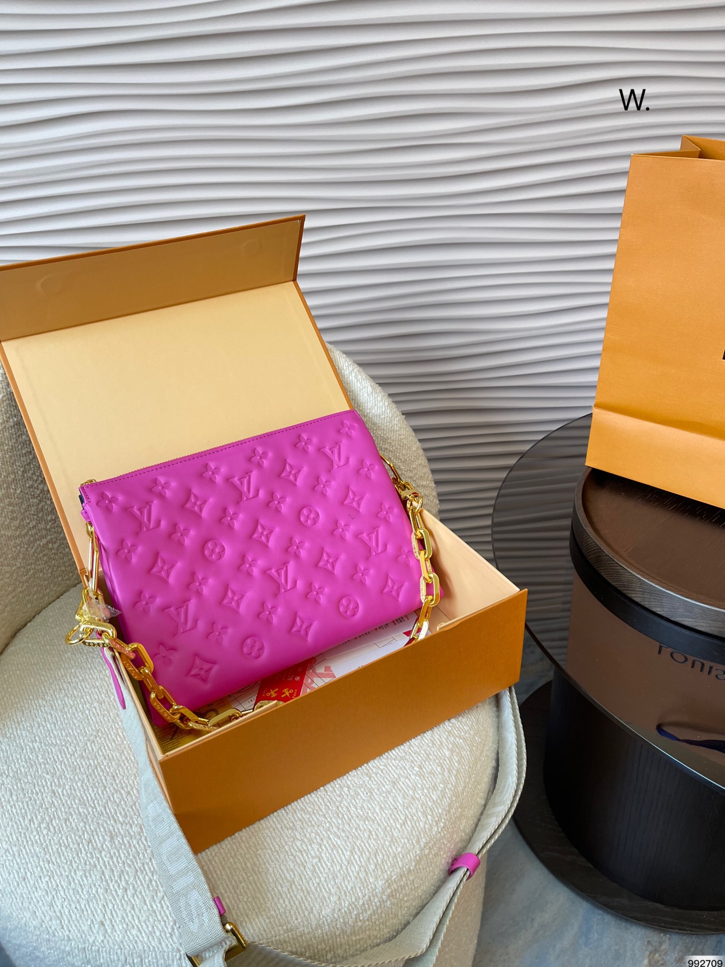 10A + quality LV Coussin PM M57793 DB081 27cm