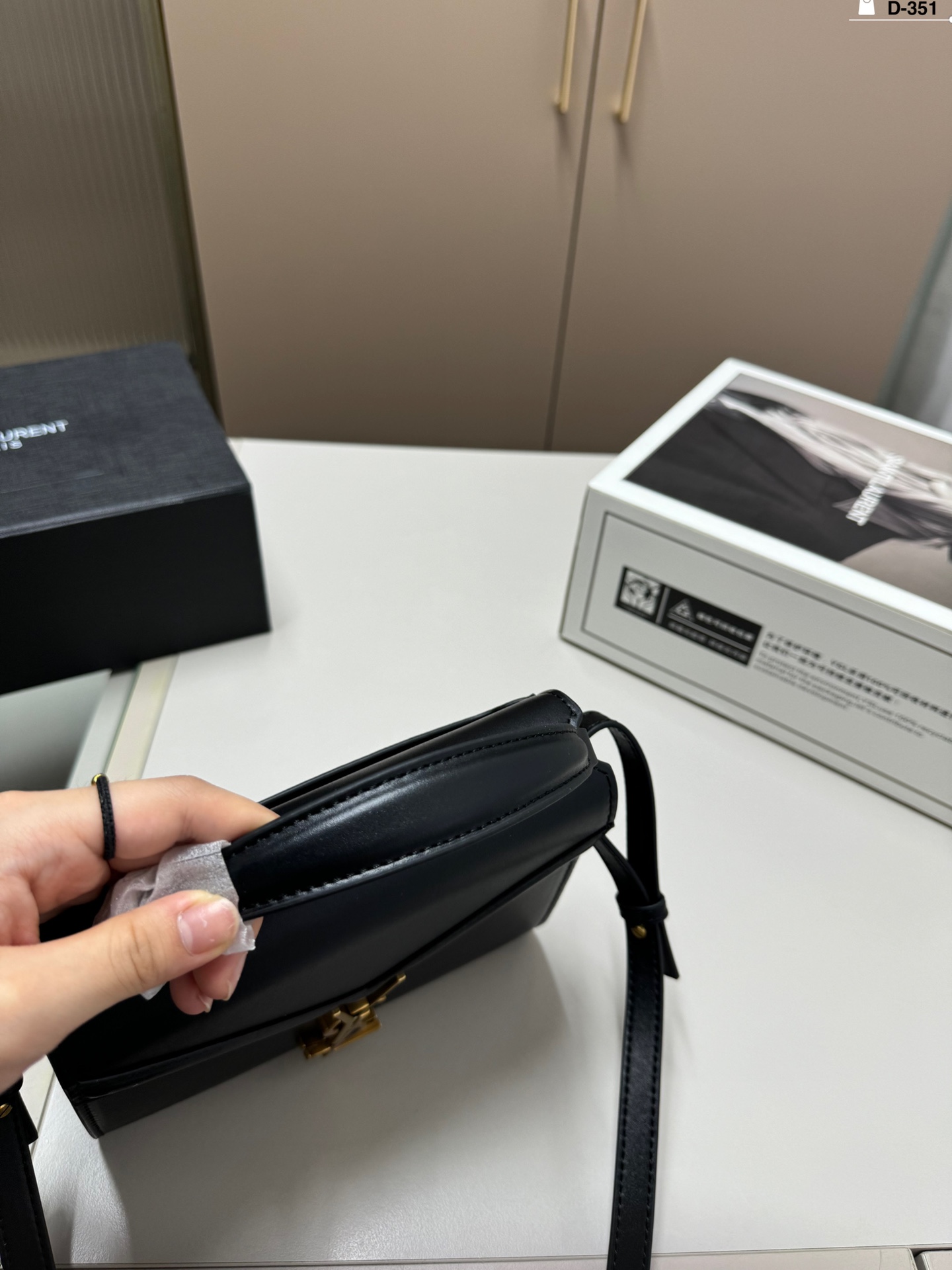 YSL Cassandra Bag 006 DB081 20cm