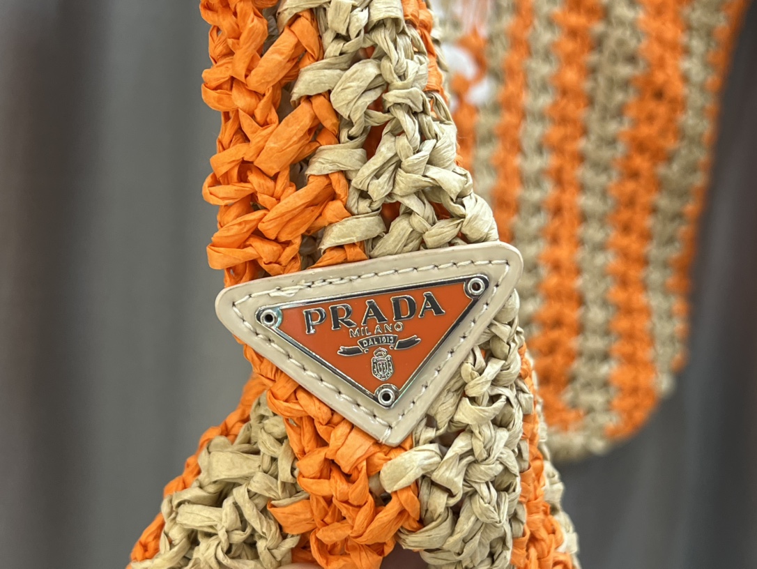 Prada 392 Orange LM051 40cm