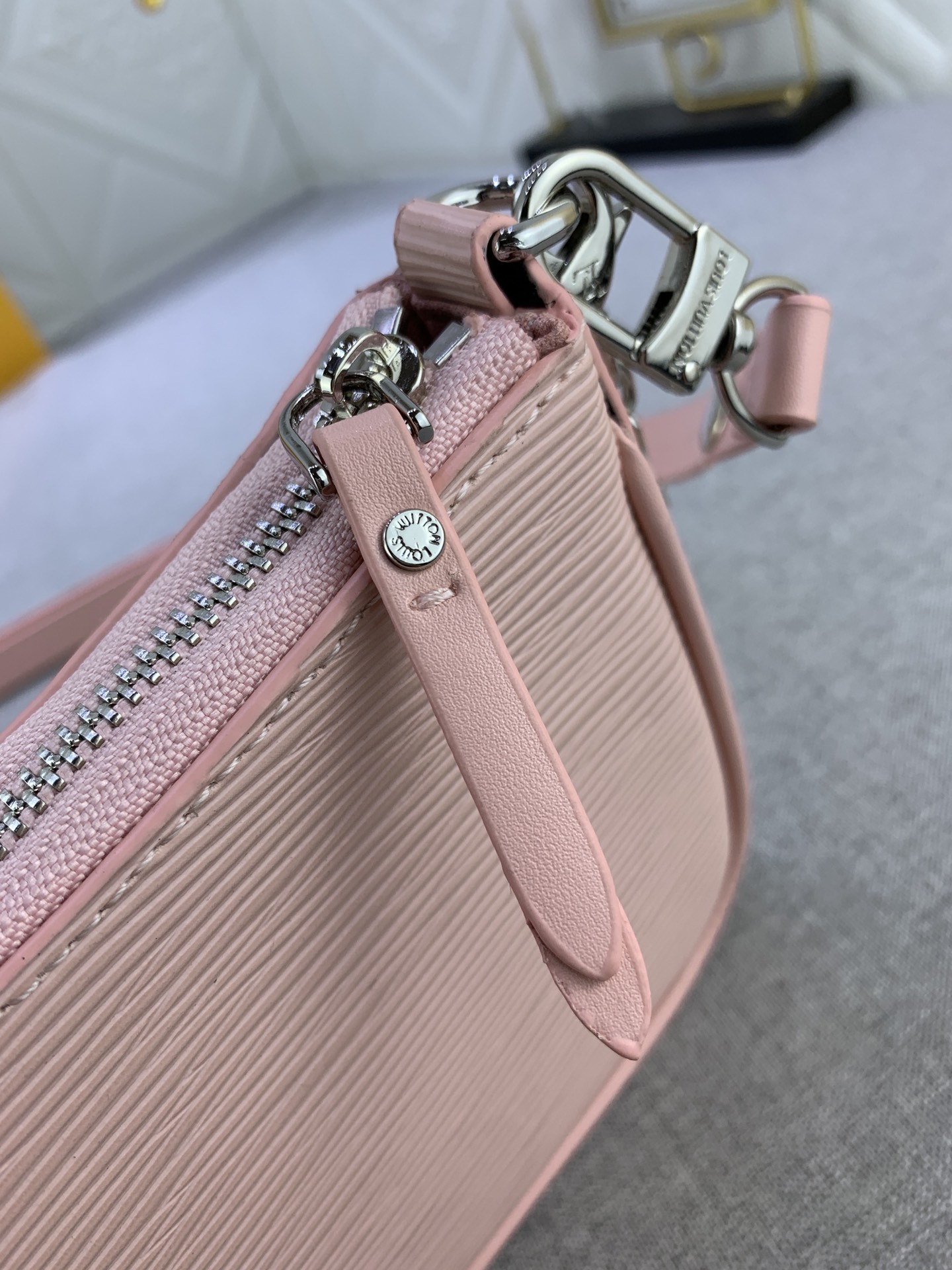 LV Easy Pouch On Strap Pink water ripples M80349 MQ051 19cm