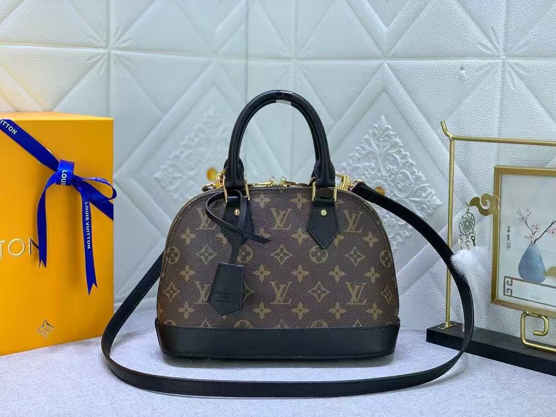 Louis Vuitton ALMA BB M53152 25CM