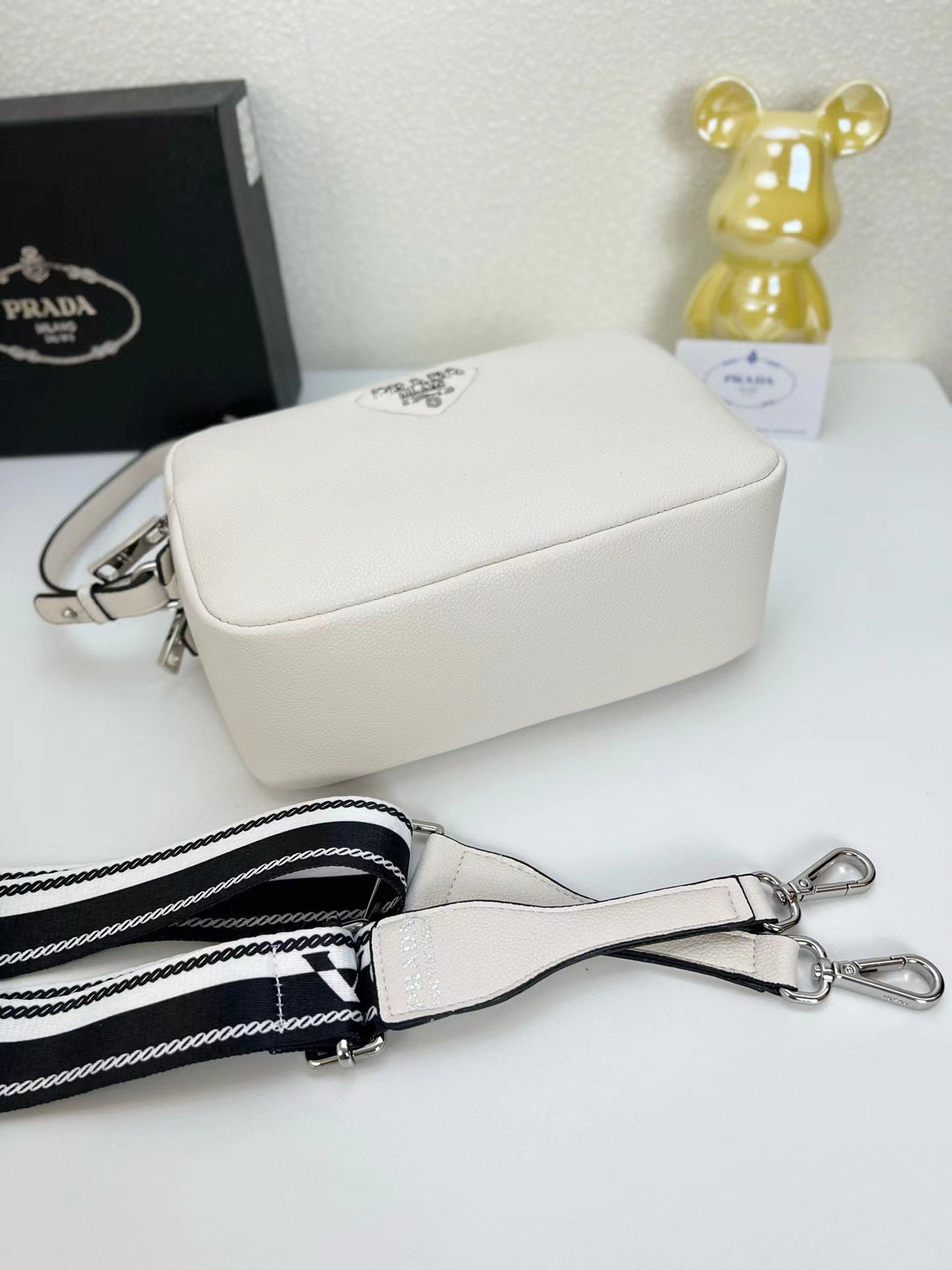 Prada0838 22PJ061 22cm