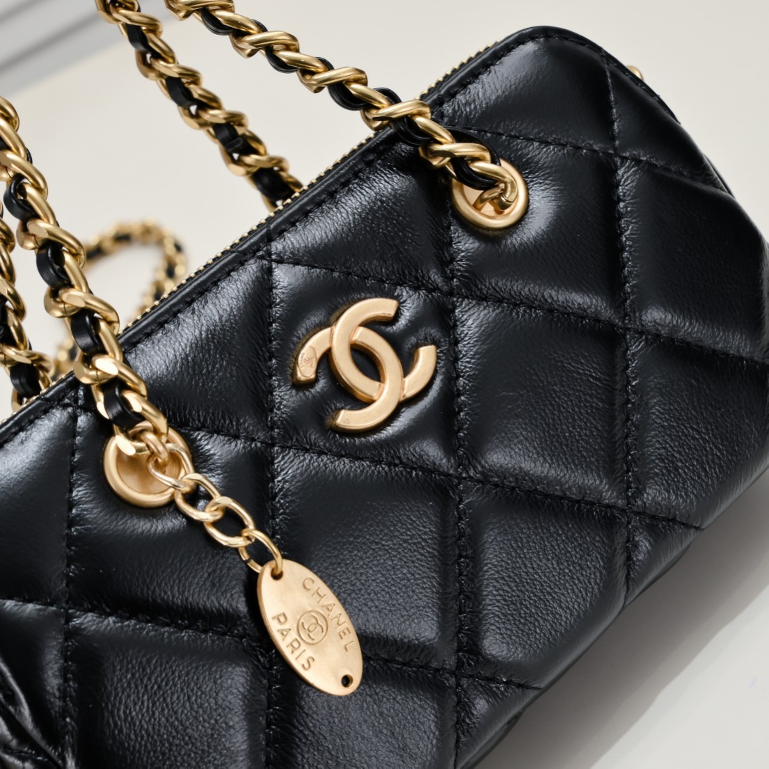 Chanel 23K Gold Coin Chain Bag Shoulder Bag Handbag
