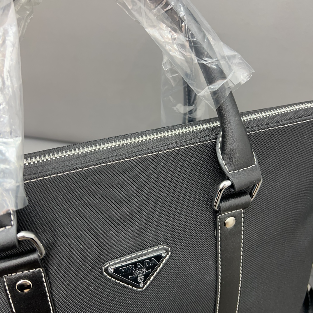 Prada Briefcase 014 DB541 38cm