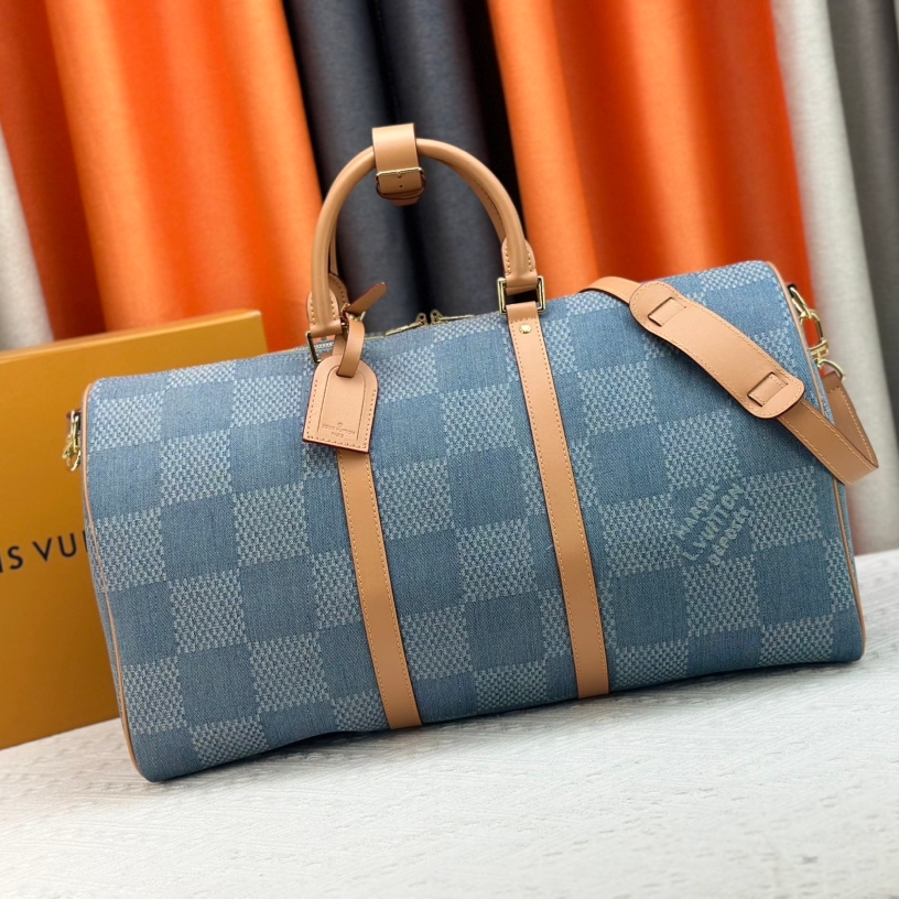 Louis Vuitton Keepall Bandoulière 45 travel bag
