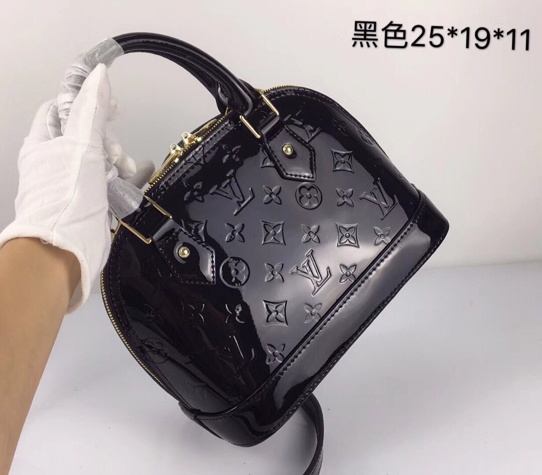 Louis Vuitton ALMA BB M91606 LM051 25cm