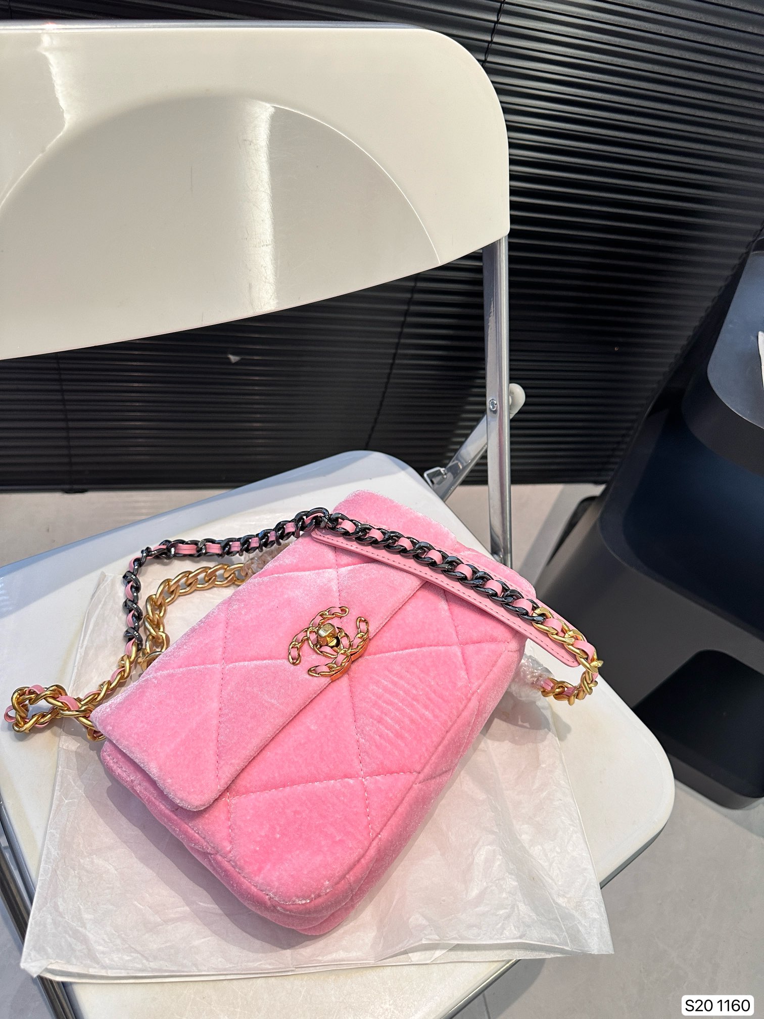 Chanel Shoulder Bag 1160 LLS561 25cm