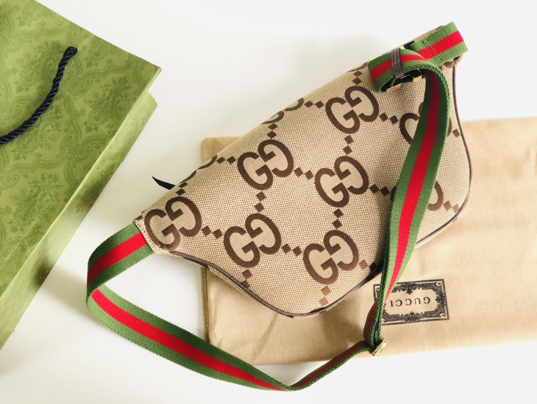 GUCCI696031smile051  39x 17x 4 cm