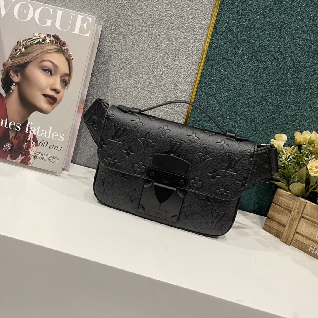 LV S Lock Sling Waist Bag M46245 LM051 21cm