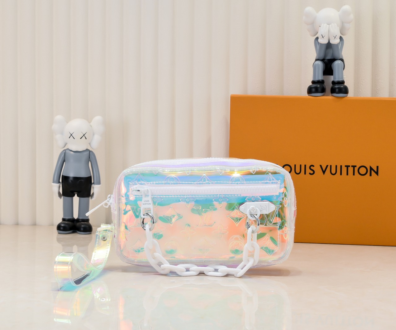 LV Shoulder Bag M44458 LM051 22cm