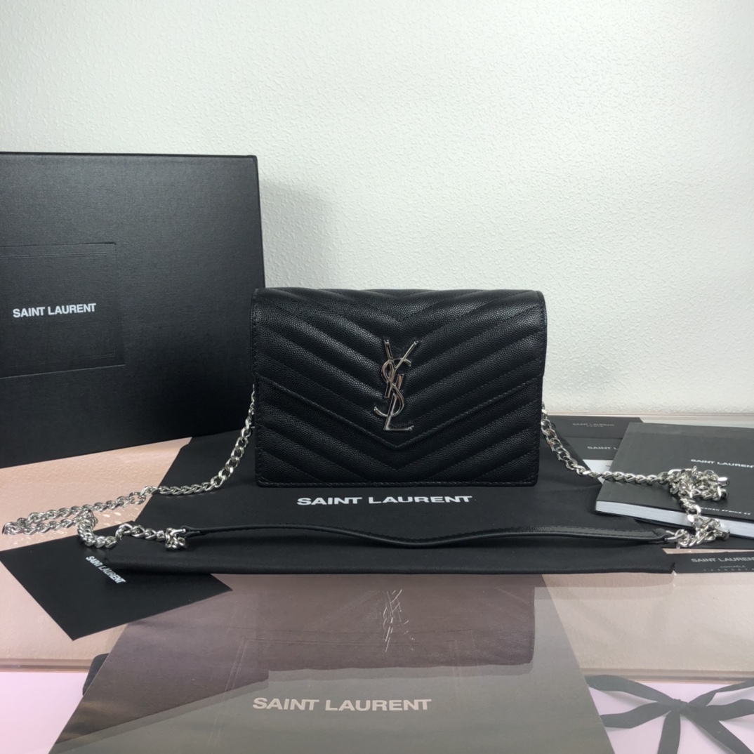 YSL CASSANDRE SAINT LAURENT MATELASSÉ ENVELOPE CHAIN WALLET IN GRAIN DE POUDRE EMBOSSED LEATHER 19CM