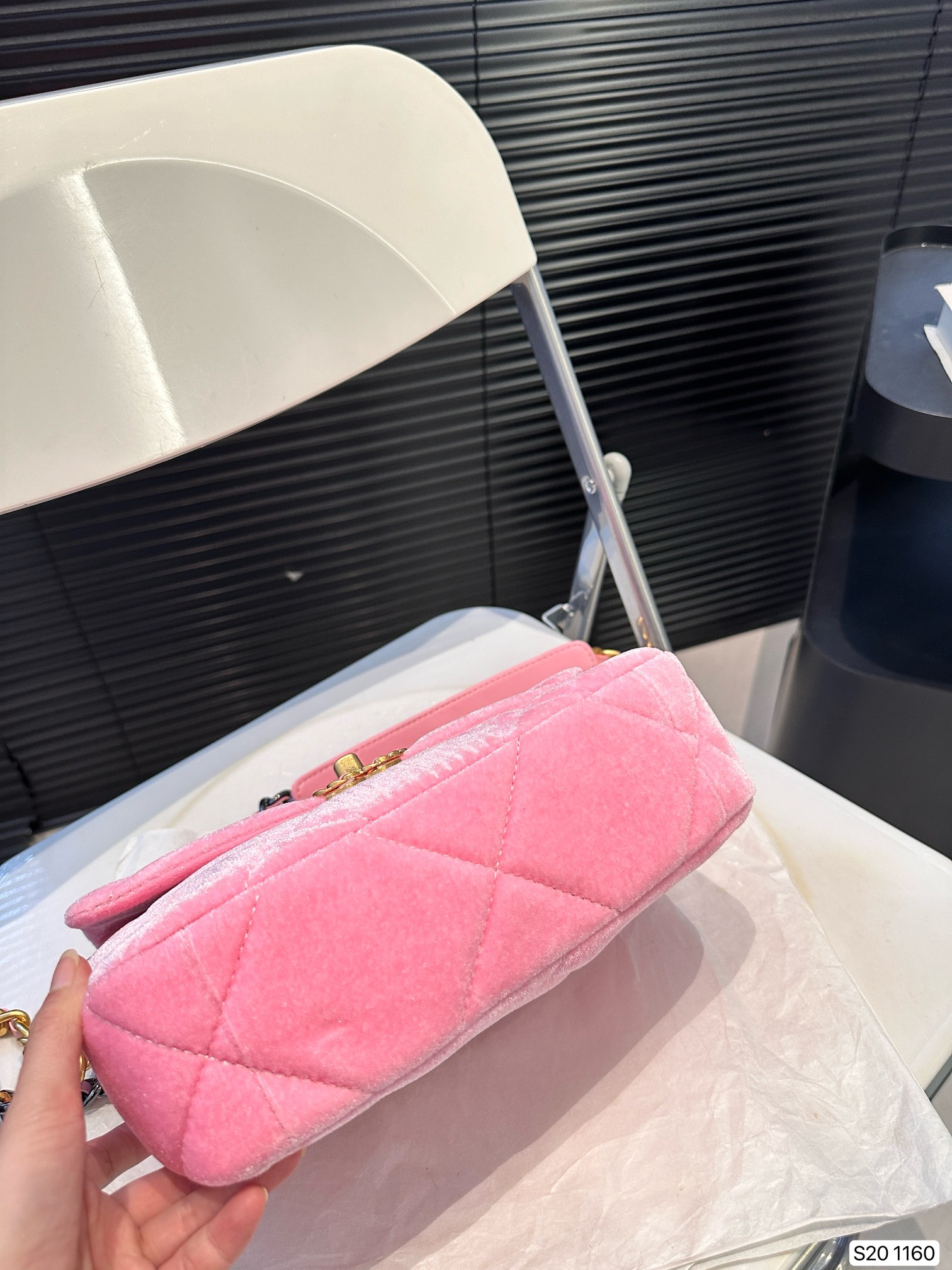 Chanel Shoulder Bag 1160 LLS561 25cm