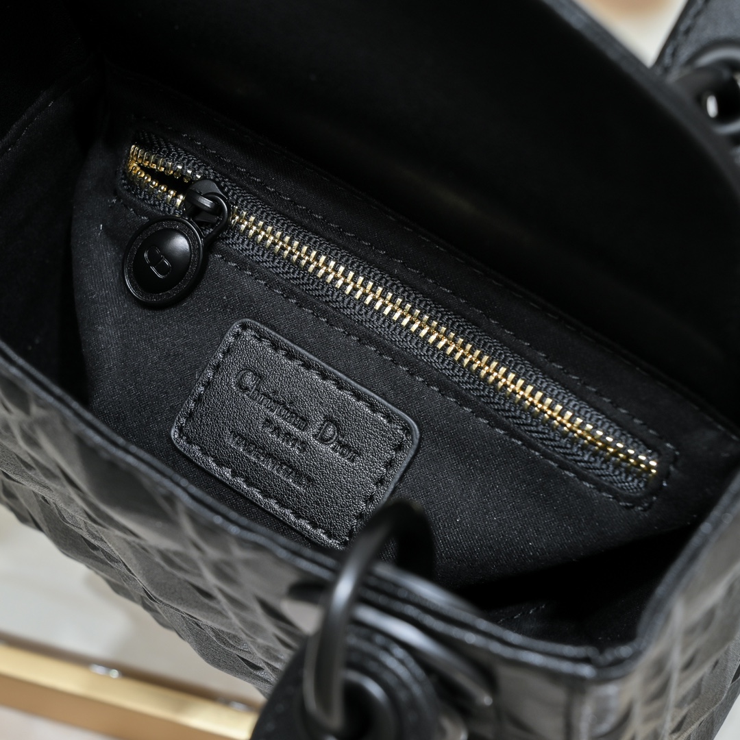 Mini Lady Dior Bag Black Diamond Motif 3002 XB081 17cm