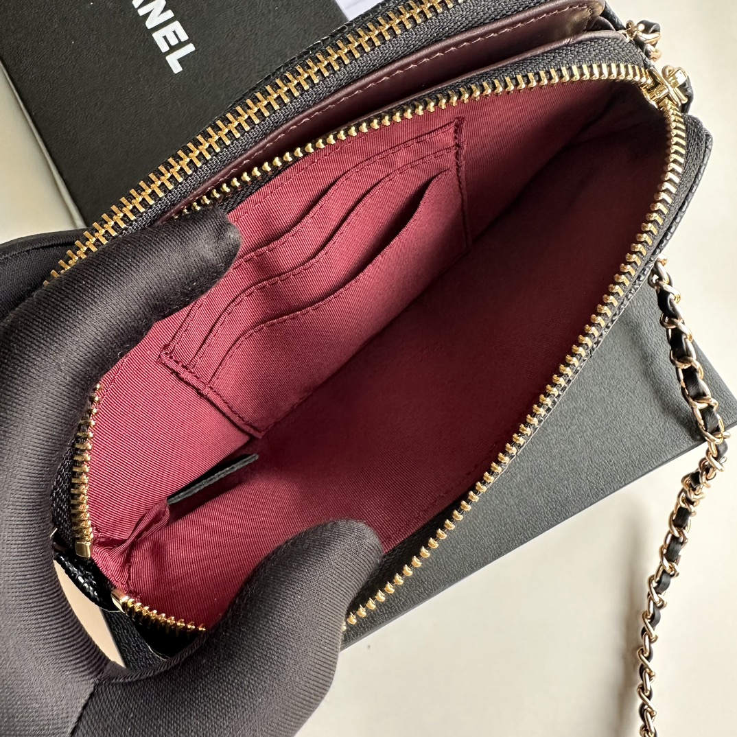 Chanel 50172 Black with gold LM521 20cm