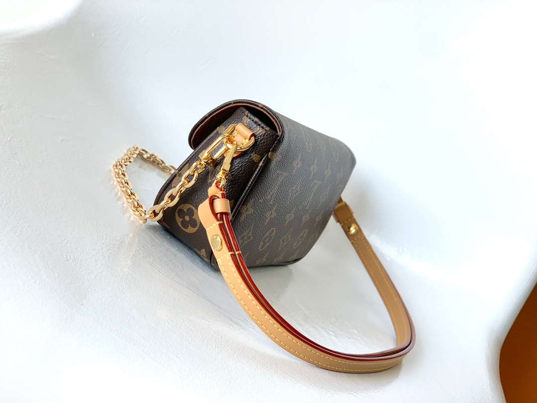Louis Vuitton 10A Handbag Shoulder Bag Top Mirror Quality Version Wallet On Chain Ivy M81911