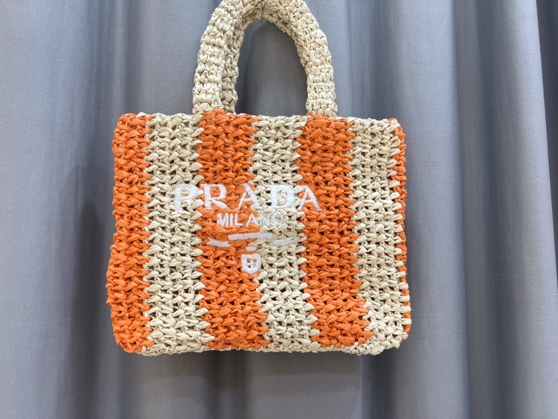 Prada 393 Orange LM031 24cm