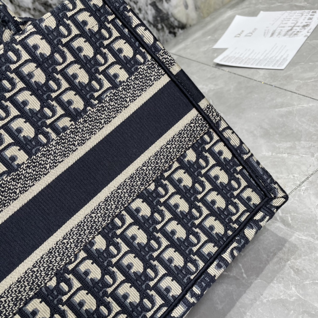 10A + top quality Medium Dior Book Tote 0175 XB022 36cm