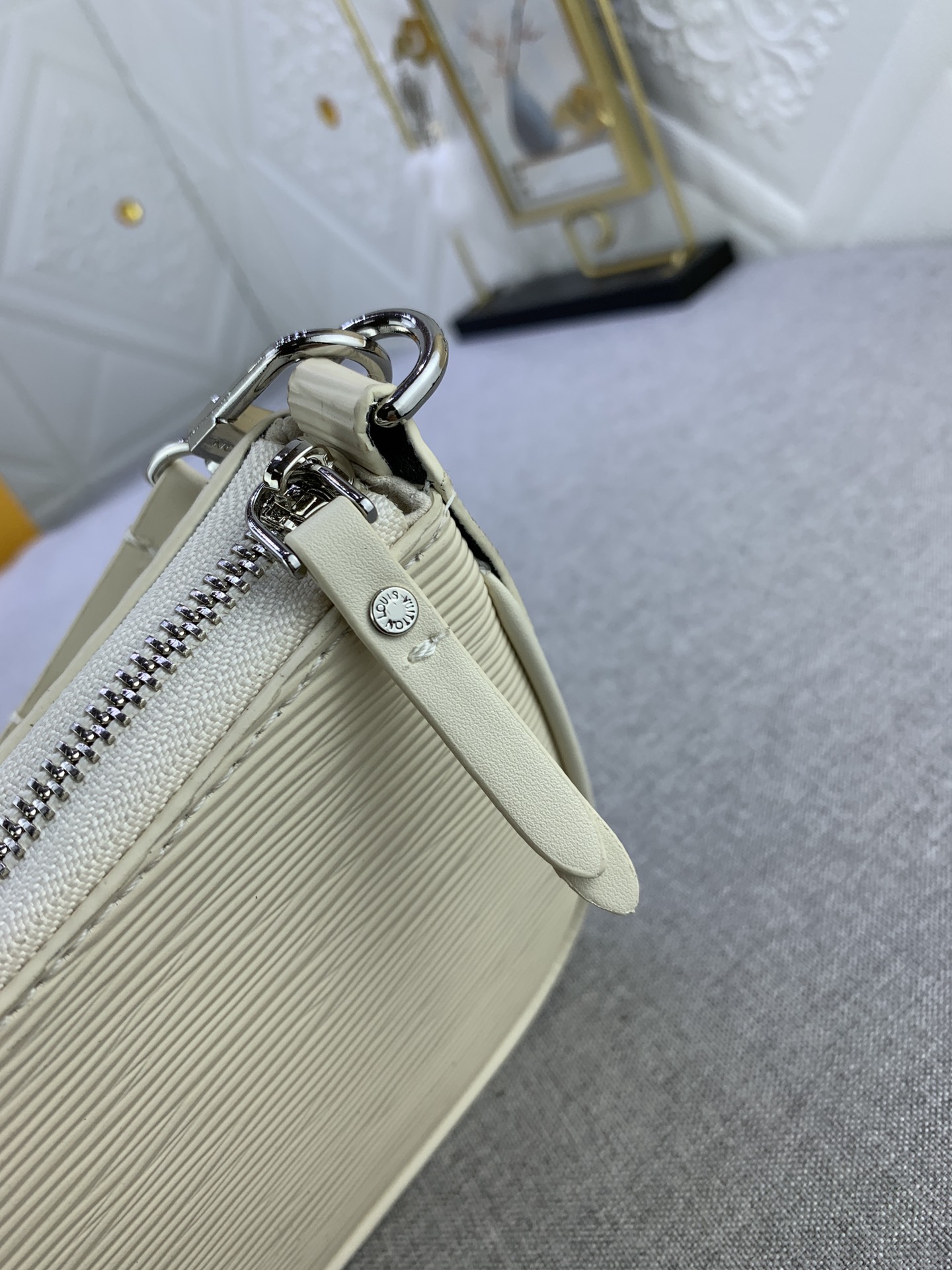 LV Easy Pouch On Strap Beige water ripples M80349 MQ051 19cm