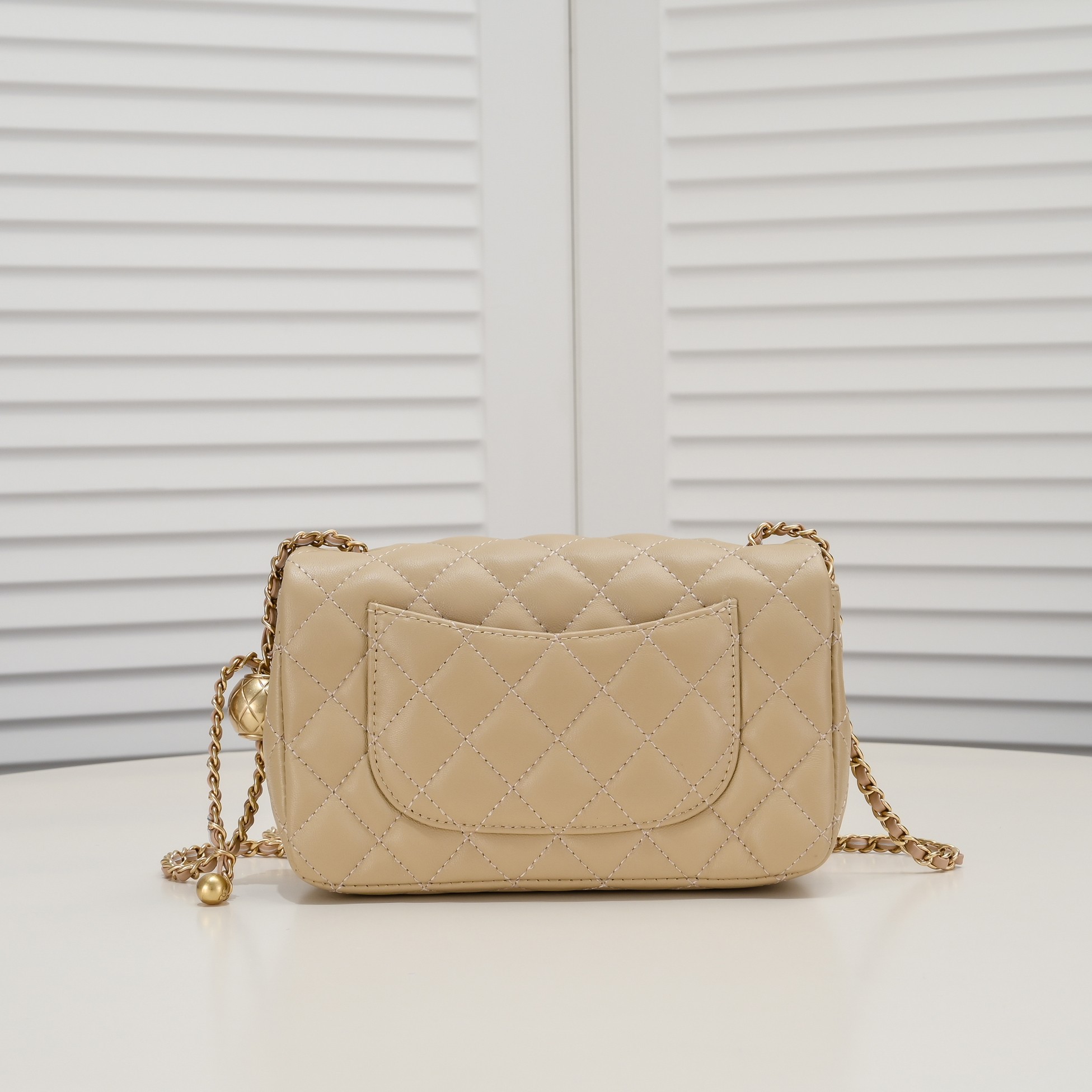 Chanel Cross Body Metal Ball Chain Shoulder Bag Handbag