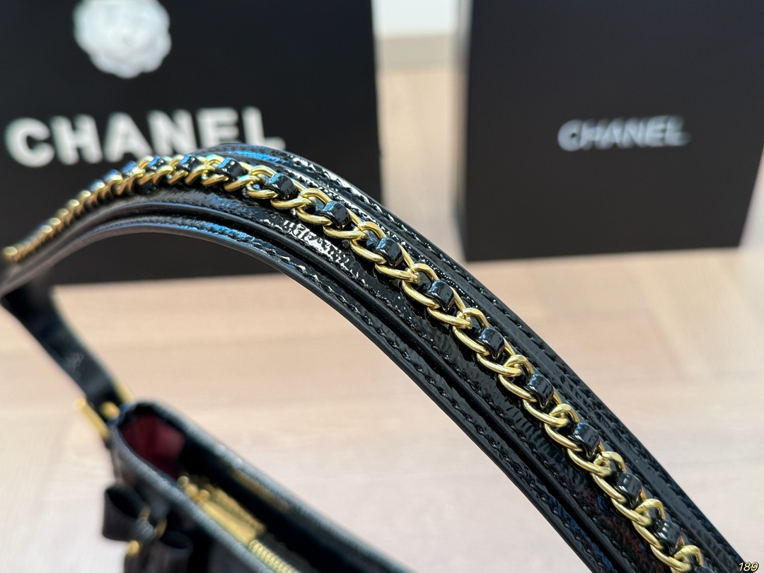 Chanel Shoulder Hobo Bag 039 DB051 28cm