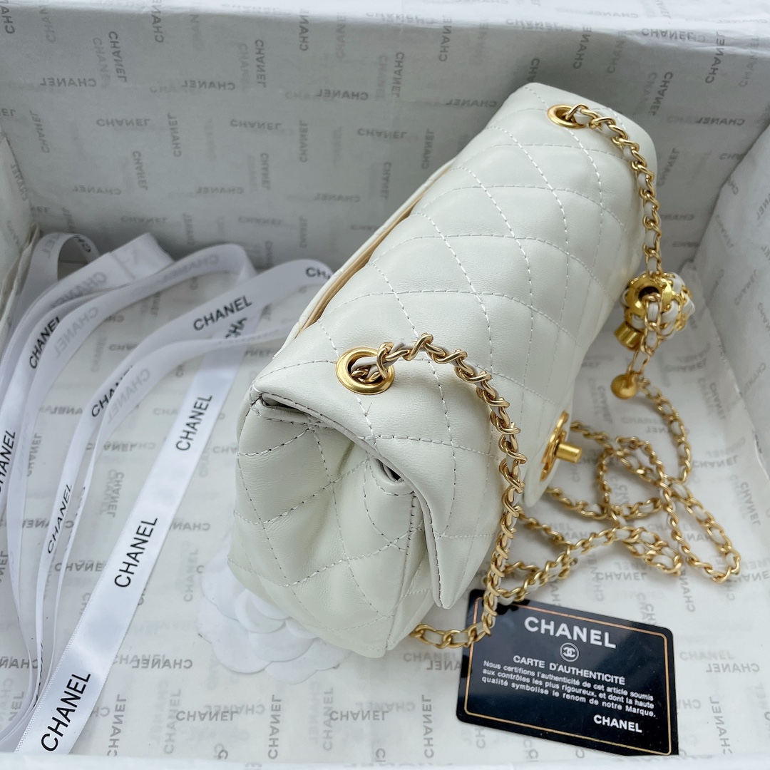 chanel1053largePYD091