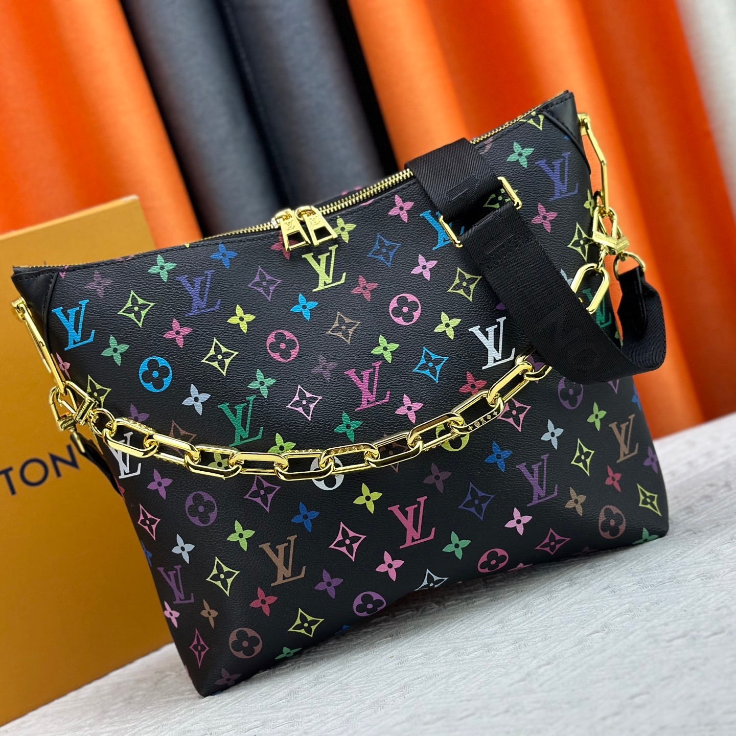 Louis Vuitton Coussin Handbag M12068 M12071