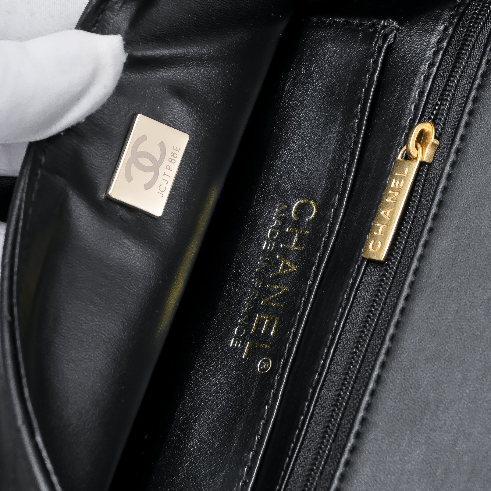 Chanel 24P Pearl Chain Shoulder Bag Handbag