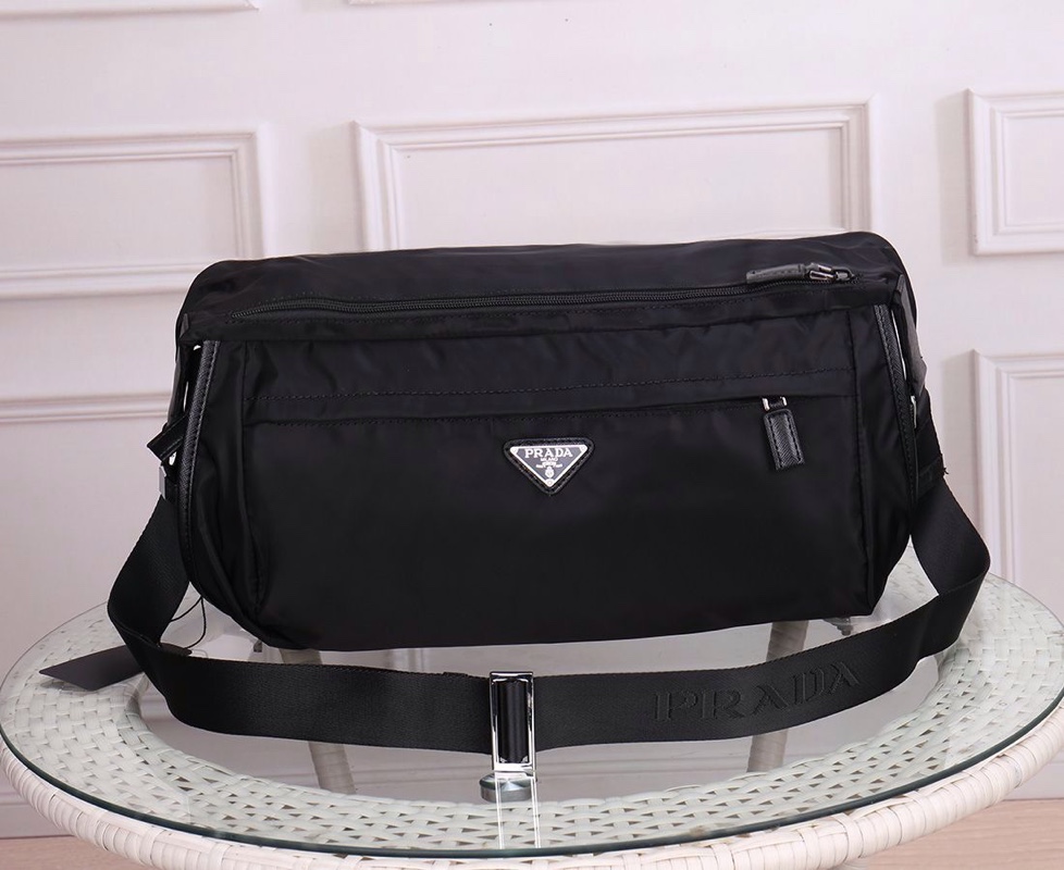 Prada993HMF041 39*24*18 cm